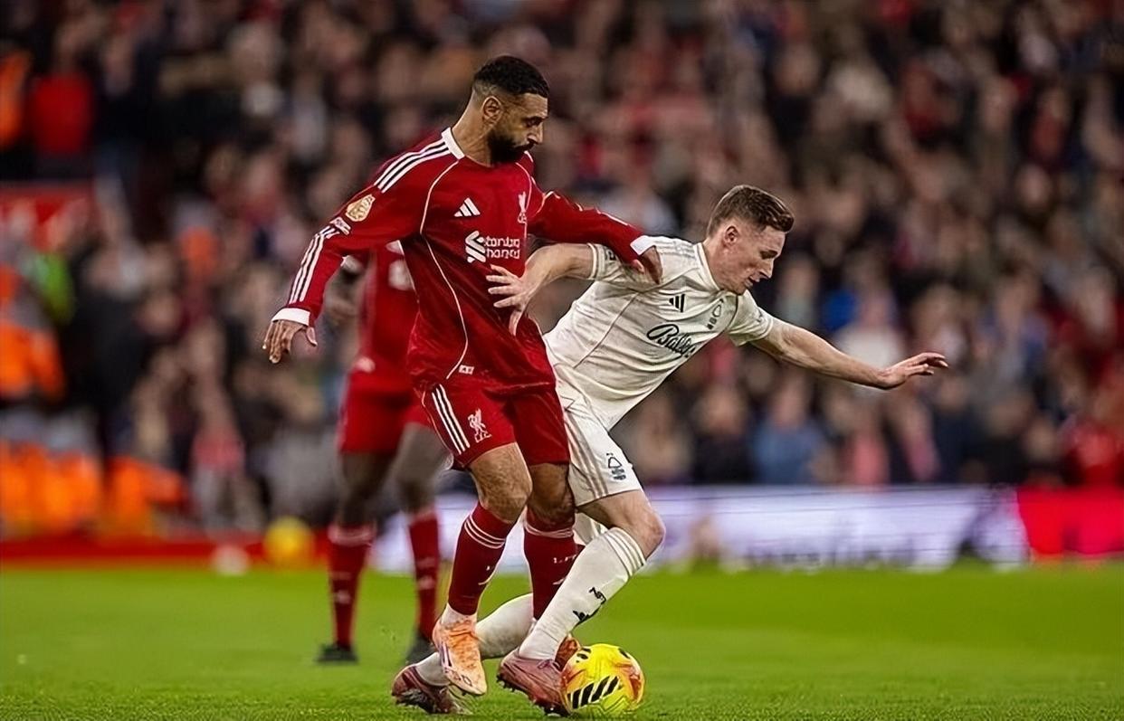 包含萨拉赫回归赛场，赛事规则更新首场状态亮眼，热火观众沸腾！的词条